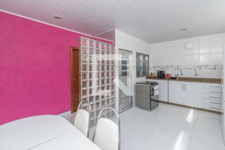 Casa à venda com 240m², 3 quartos e 2 vagas Casa à venda com 240m², 3 quartos e 2 vagasCozinha