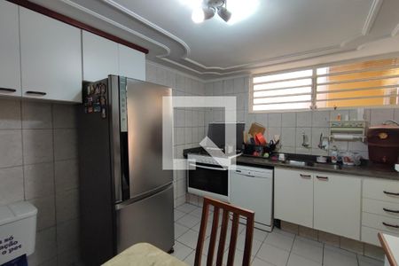 Casa para alugar com 234m², 4 quartos e 3 vagasCozinha