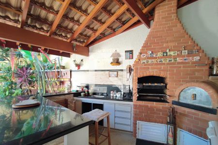 Casa para alugar com 234m², 4 quartos e 3 vagasÁrea gourmet