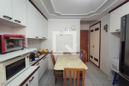 Casa para alugar com 234m², 4 quartos e 3 vagasCozinha