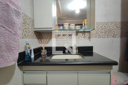 Casa para alugar com 234m², 4 quartos e 3 vagasBanheiro 