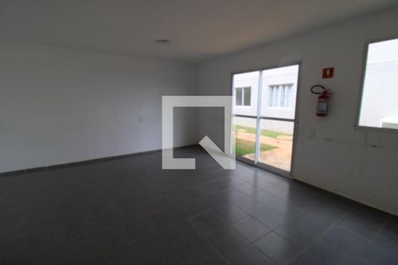 Apartamento para alugar com 42m², 2 quartos e 1 vagaÁrea comum - Salão de festas