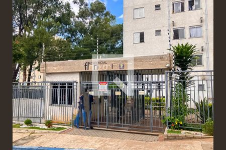 Apartamento para alugar com 48m², 2 quartos e 1 vagaFachada e portaria