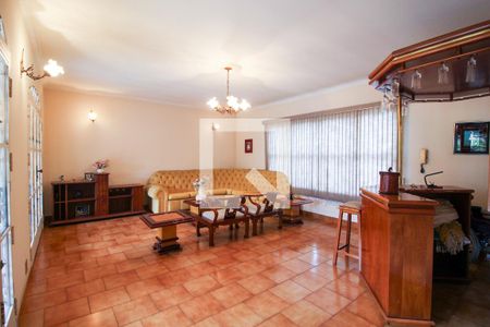Sala de casa para alugar com 3 quartos, 400m² em Vila Gabriel, Sorocaba
