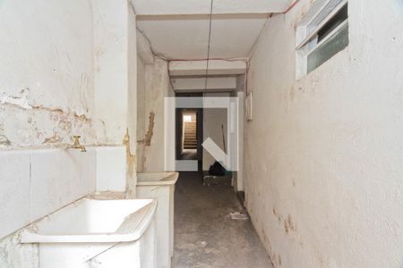 Casa à venda com 150m², 3 quartos e sem vagaÁrea externa - serviço