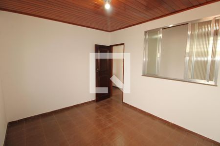 Quarto 2  de casa para alugar com 2 quartos, 57m² em Irajá, Rio de Janeiro