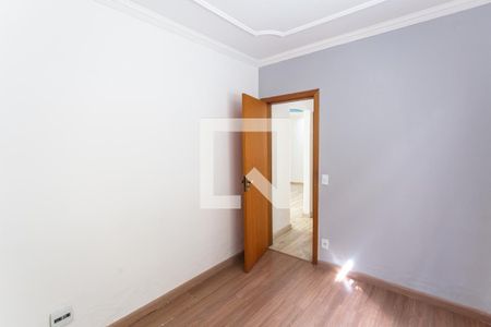 Quarto 1 de apartamento para alugar com 2 quartos, 60m² em Sagrada Família, Belo Horizonte
