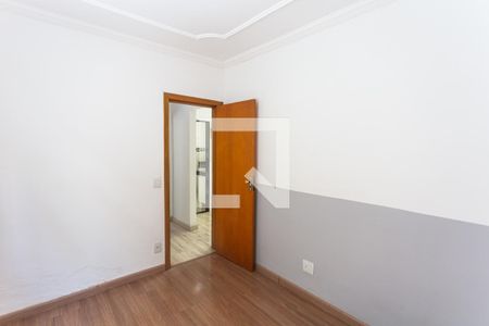 Quarto 2 de apartamento para alugar com 2 quartos, 60m² em Sagrada Família, Belo Horizonte