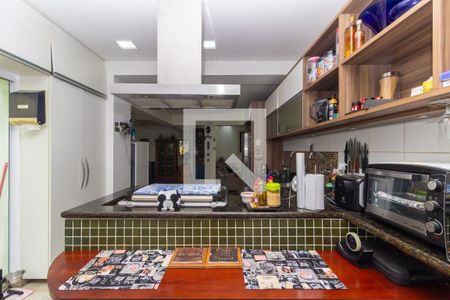 Casa à venda com 249m², 3 quartos e 2 vagasCozinha