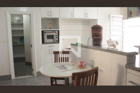 Cozinha de casa à venda com 4 quartos, 697m² em Morumbi, São Paulo