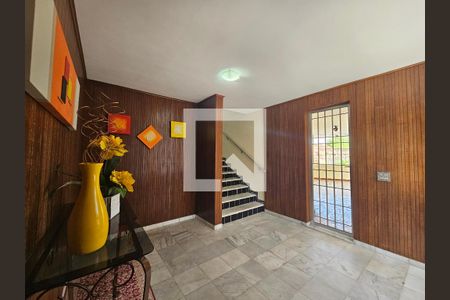 Apartamento para alugar com 90m², 2 quartos e 1 vagaHall de entrada