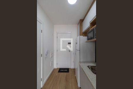 Cozinha de kitnet/studio para alugar com 1 quarto, 28m² em Chácara Seis de Outubro, São Paulo