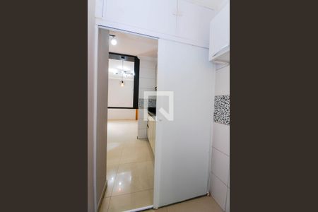 Área de Serviço de apartamento para alugar com 2 quartos, 46m² em Jardim Sao Domingos, Guarulhos