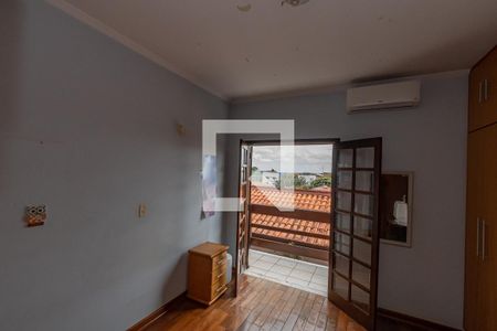 Casa à venda com 300m², 4 quartos e 5 vagas Casa à venda com 300m², 4 quartos e 5 vagasQuarto 2