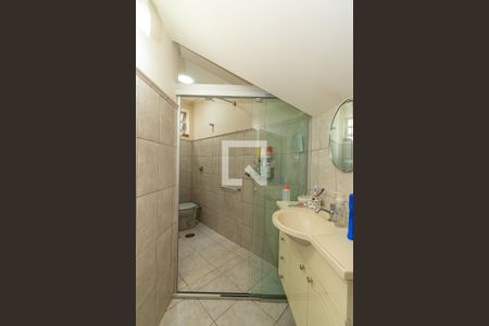 Casa à venda com 300m², 4 quartos e 5 vagas Casa à venda com 300m², 4 quartos e 5 vagasBanheiro Social 2