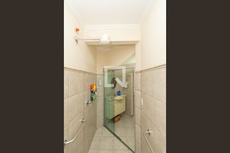 Casa à venda com 300m², 4 quartos e 5 vagas Casa à venda com 300m², 4 quartos e 5 vagasBanheiro Social 2