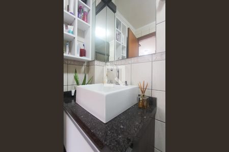 Banheiro suite de apartamento à venda com 3 quartos, 159m² em Jardim Itu, Porto Alegre