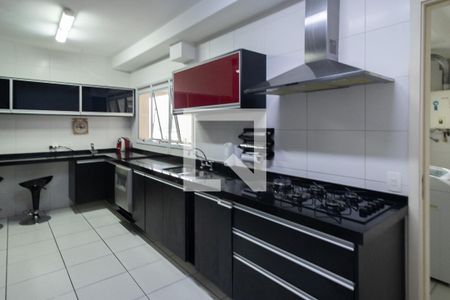 Apartamento à venda com 242m², 3 quartos e 3 vagasCozinha