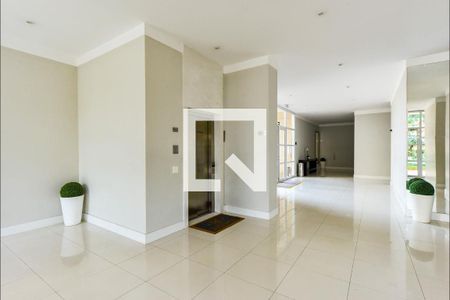 Apartamento à venda com 242m², 3 quartos e 3 vagasÁrea comum - Hall