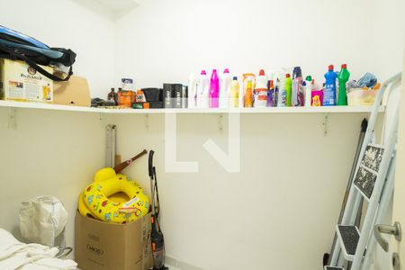 Apartamento à venda com 242m², 3 quartos e 3 vagasQuarto de serviço