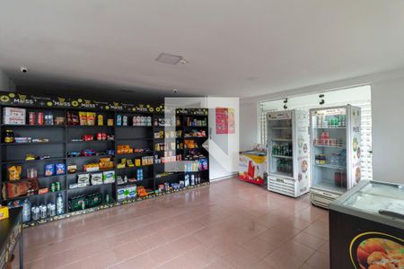 Apartamento à venda com 100m², 3 quartos e 1 vagaÁrea Comum - Mini Mercado