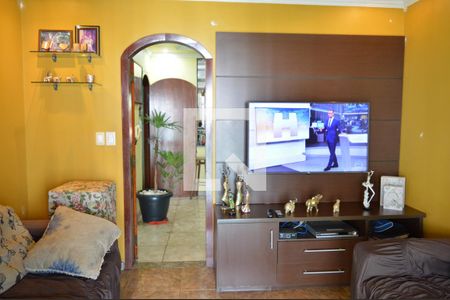 Sala 1 de casa à venda com 4 quartos, 320m² em Chácara Cotia, Contagem