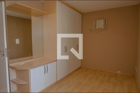 Casa de condomínio para alugar com 340m², 4 quartos e 3 vagasQuarto 3