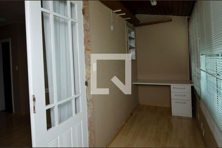 Casa de condomínio para alugar com 340m², 4 quartos e 3 vagasSuite - varanda