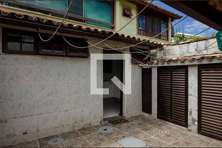 Casa de condomínio para alugar com 340m², 4 quartos e 3 vagasÁrea de de Serviço