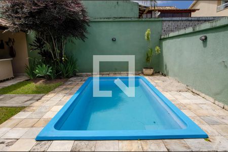 Casa de condomínio para alugar com 340m², 4 quartos e 3 vagasÁrea externa