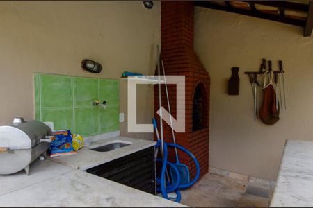 Casa de condomínio para alugar com 340m², 4 quartos e 3 vagasÁrea gourmet