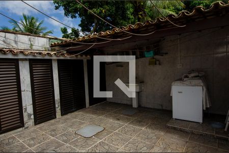 Casa de condomínio para alugar com 340m², 4 quartos e 3 vagasÁrea de de Serviço
