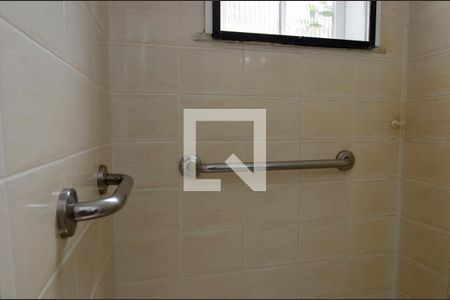 Casa de condomínio para alugar com 340m², 4 quartos e 3 vagasBanheiro