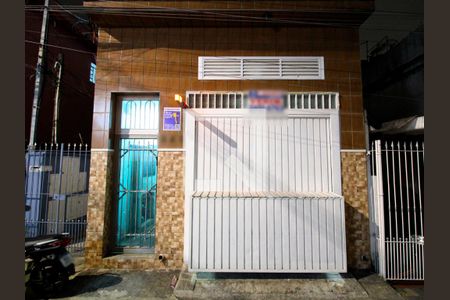 Casa à venda com 180m², 5 quartos e 1 vaga Casa à venda com 180m², 5 quartos e 1 vagaFachada com plaquinha