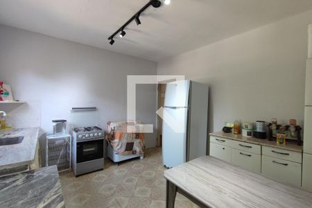 Casa à venda com 49m², 3 quartos e 2 vagasCozinha