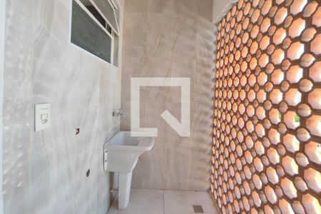 Apartamento à venda com 65m², 2 quartos e 1 vagaÁrea de Serviço
