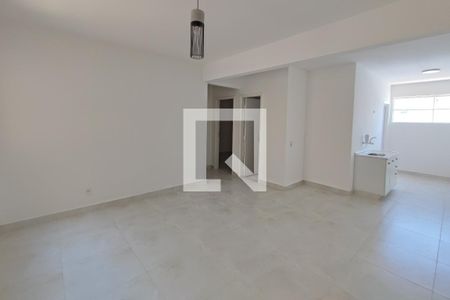 Sala de apartamento à venda com 2 quartos, 65m² em Cambuí, Campinas