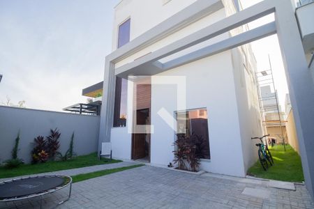Casa à venda com 254m², 4 quartos e 2 vagasQuintal