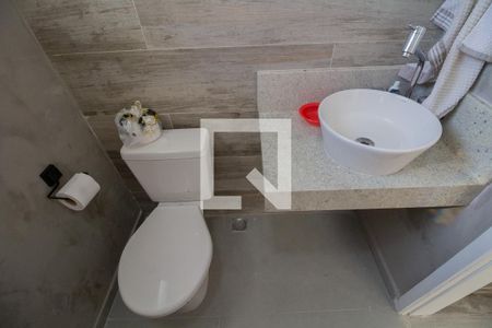 Casa à venda com 254m², 4 quartos e 2 vagasLavabo 1