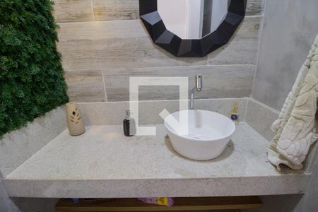 Casa à venda com 254m², 4 quartos e 2 vagasLavabo 2