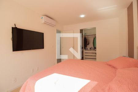 Casa à venda com 254m², 4 quartos e 2 vagasSuíte master