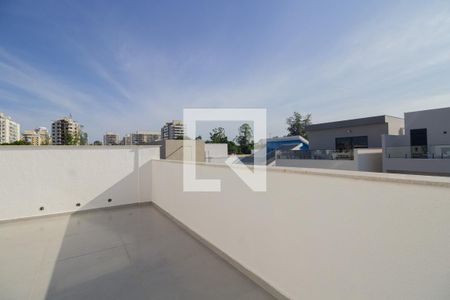 Casa à venda com 254m², 4 quartos e 2 vagasTerraço
