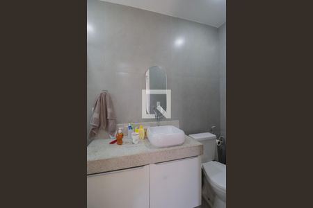 Casa à venda com 254m², 4 quartos e 2 vagasBanheiro da Suíte 2