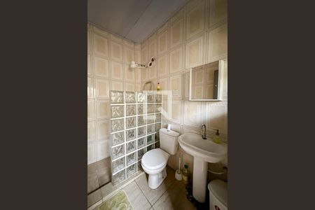 Banheiro de casa à venda com 1 quarto, 45m² em Vila Baruel, São Paulo