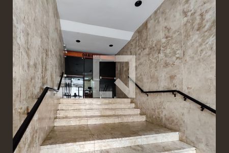 Apartamento à venda com 200m², 3 quartos e 2 vagasFachada e portaria