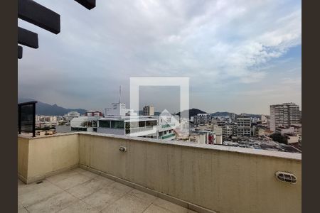 Apartamento à venda com 200m², 3 quartos e 2 vagasSuíte 2