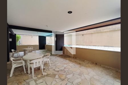 Apartamento à venda com 200m², 3 quartos e 2 vagasÁrea comum - Piscina