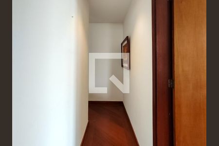 Apartamento à venda com 200m², 3 quartos e 2 vagasCorredor