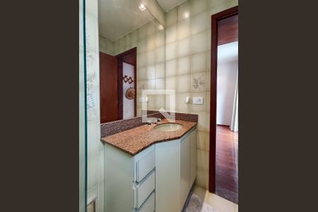 Apartamento à venda com 200m², 3 quartos e 2 vagasBanheiro da Suíte 2