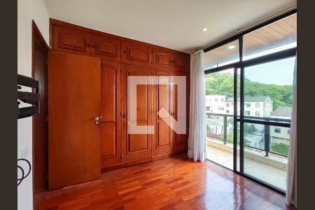 Apartamento à venda com 200m², 3 quartos e 2 vagasSuíte 1